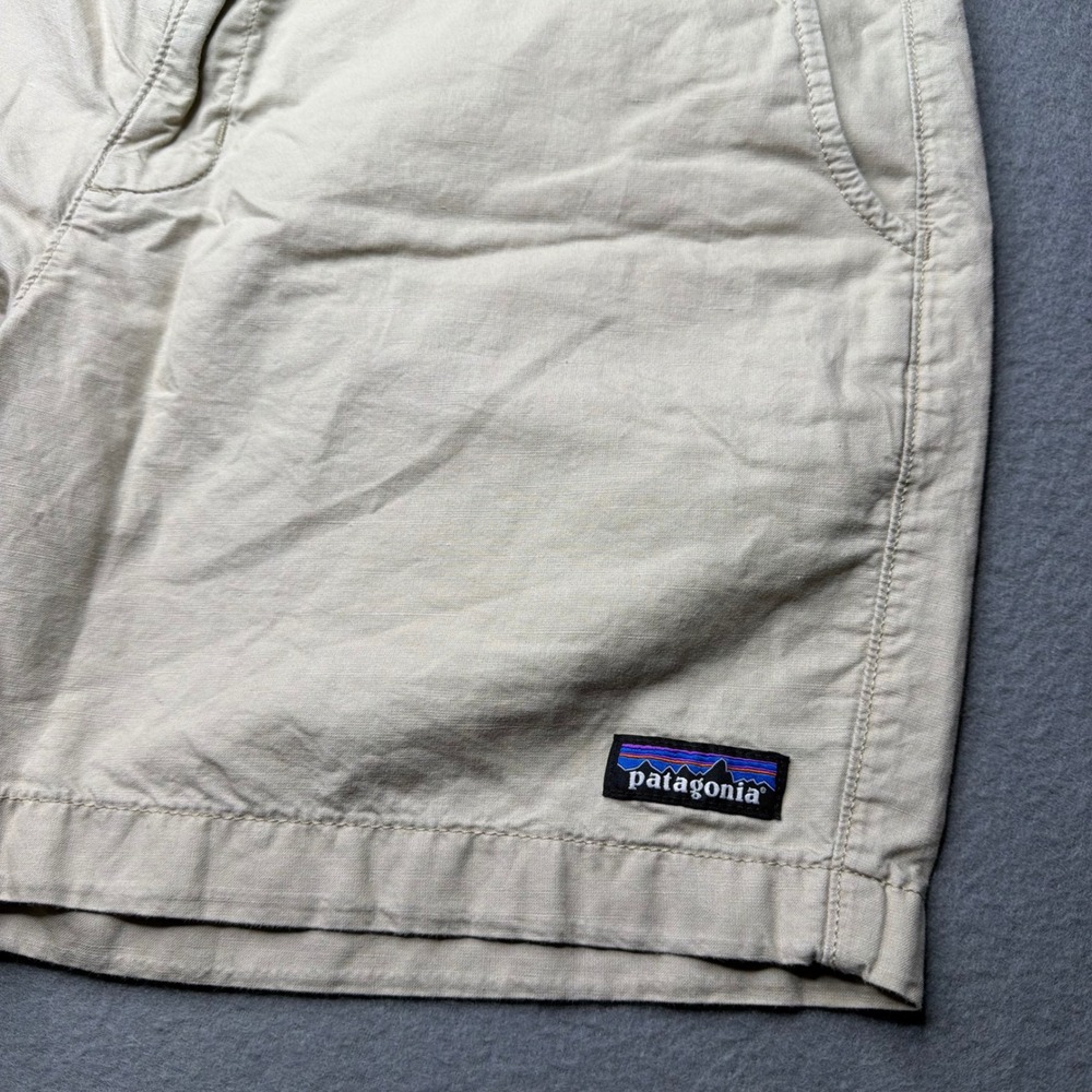 Patagonia Shorts Mens 32 Khaki Tan Organic Cotton Hemp Blend Flat Front